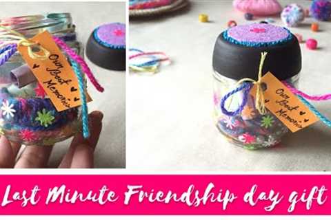 DIY | CUTE GIFT IDEA | GLASS BOTTLE DECORATION | LAST MINUTE FRIENDSHIP DAY GIFT BEST FRIEND #shorts