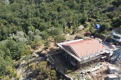 #31 The end of a chapter! Renovating our stone house in Italy with Sismabonus 110%