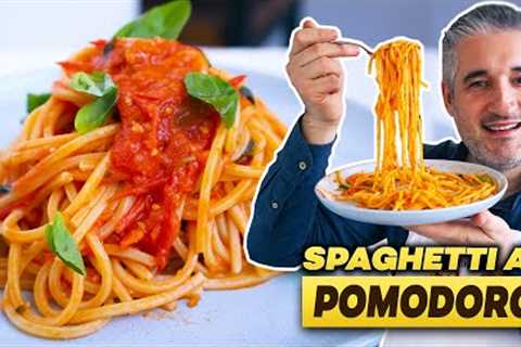 How to Make SPAGHETTI with TOMATO SAUCE Like an Italian (Spaghetti al Pomodoro)