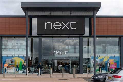 Darlington shoppers gutted as Next outlet joins high street exodus - like a jumble sale anyway