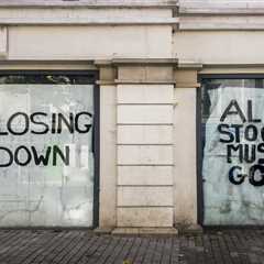 LAST CHANCE: Next outlet in Darlington shutting its doors TONIGHT as locals mourn loss