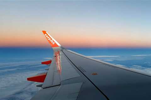 EasyJet soaring towards £703m profit bonanza despite winter blues